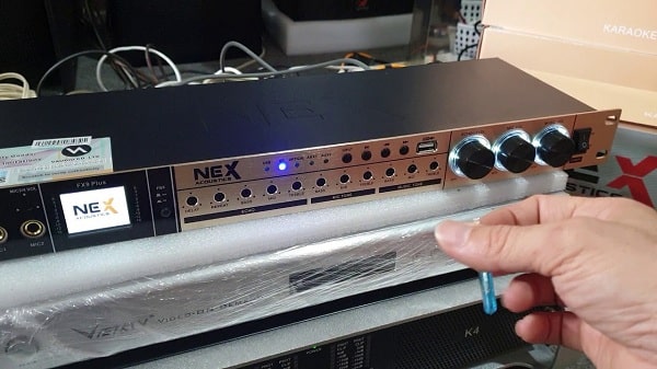 Vang cơ Nex FX9 Plus